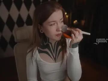 ynnenbrynn on Chaturbate