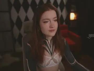 ynnenbrynn on Chaturbate