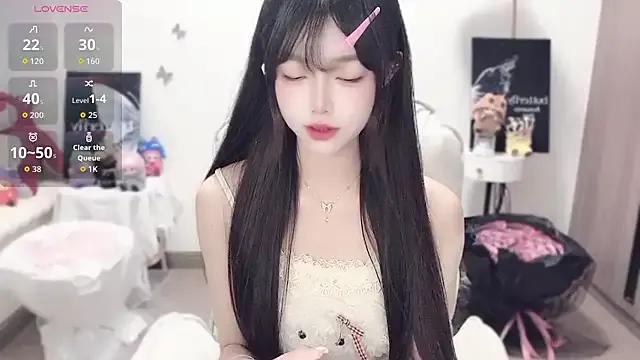 -EEBABY on StripChat 