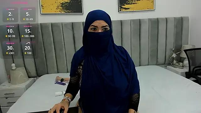 _naylaa_ on StripChat