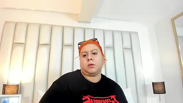 aandreaperez on StripChat 