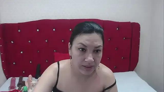 AdaFawxx on StripChat 