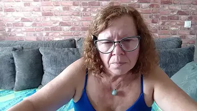 Adelewildx on StripChat