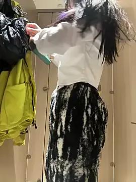 AiBanana —        2