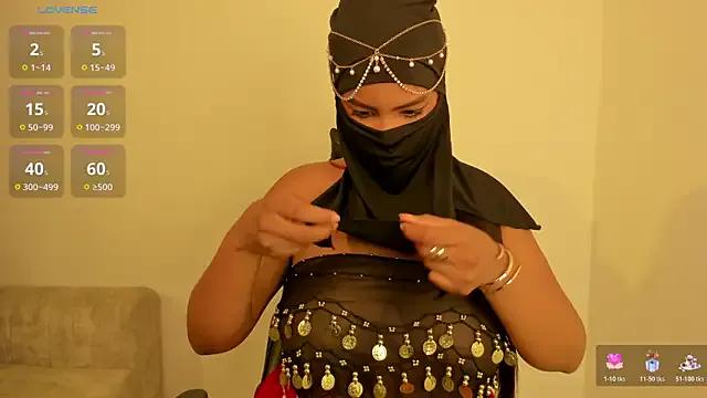 aishaa_boobs on StripChat