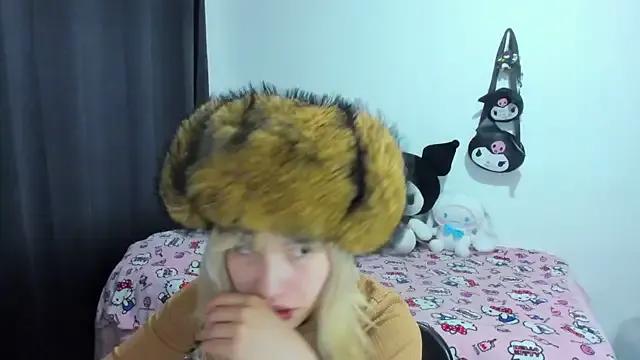 Akane-Mou on StripChat 