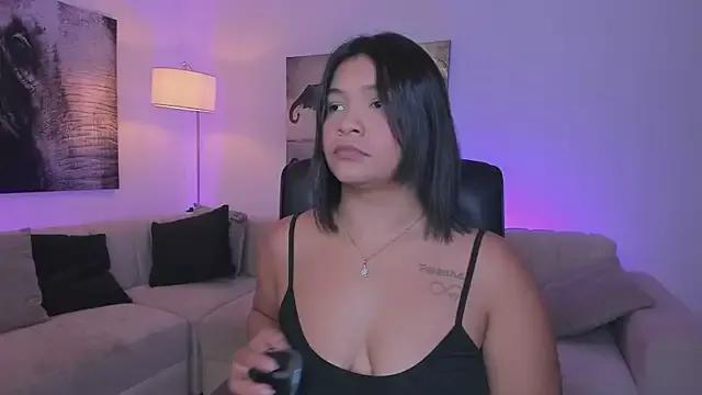 alaia7h on StripChat 