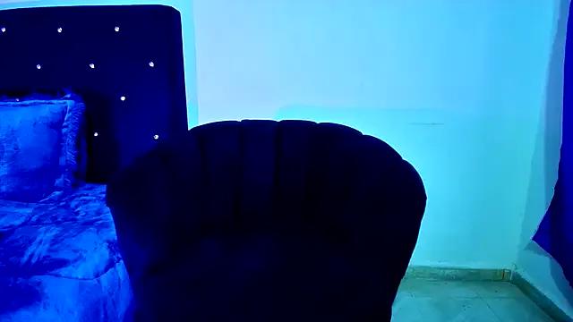 Aliice_Doll on StripChat