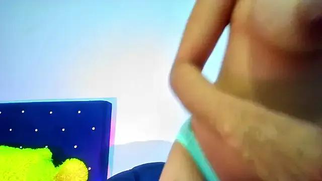 Aliice_Doll on StripChat