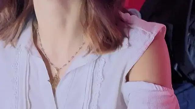 Ambar_Roux_ on StripChat 