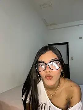 andreass_hot — touch her whole body