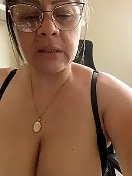 Angie_milf50 on StripChat