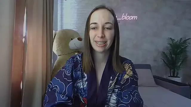 Anika_bloom on StripChat