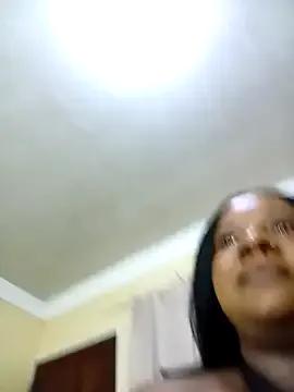 AnnabigpussyXO on StripChat 
