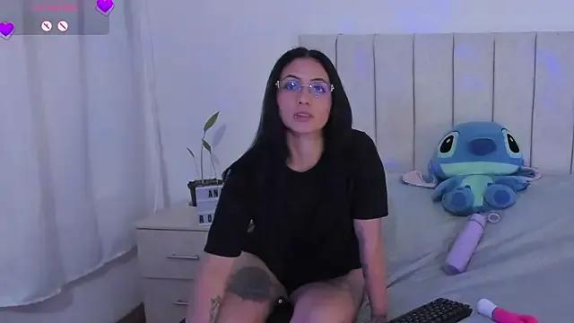 anny_roberts's avatar