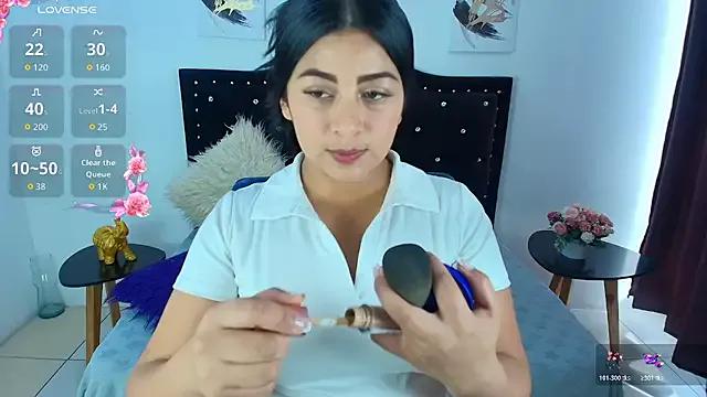 Ariana_F_W — Hard spanks in my butt