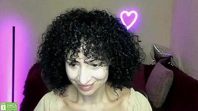 Arianasweety23 on StripChat 