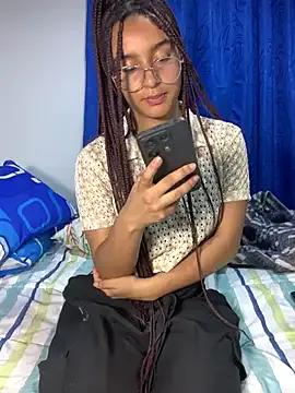 aurora_2007 on StripChat