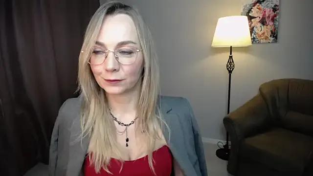 Ava_Elior on StripChat