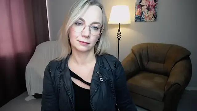 Ava_Elior on StripChat