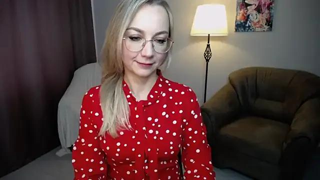 Ava_Elior on StripChat