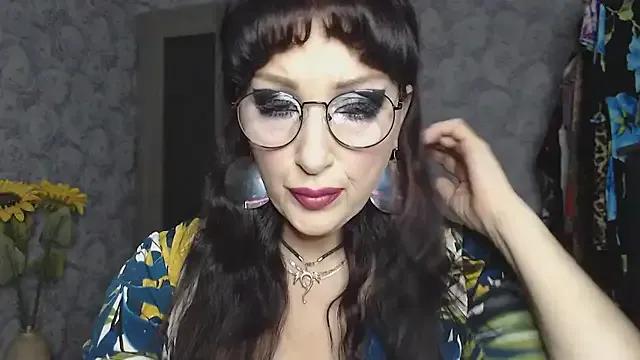 Aziza1 on StripChat 