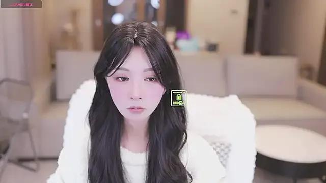 Bella-999 on StripChat 