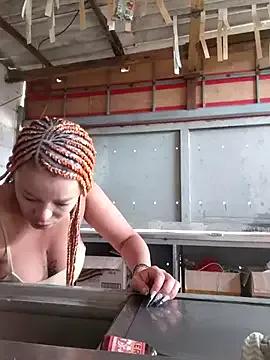 bella_exotichot_ on StripChat 