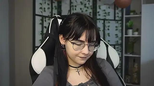 BereniceBattersby on StripChat 