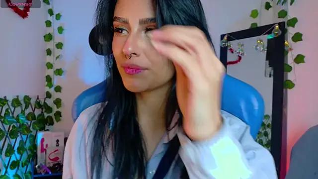 blue_kitten on StripChat