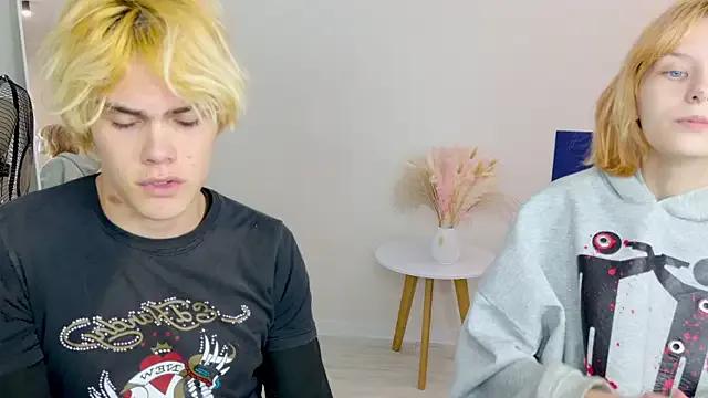 Bonnie_And_C1yde on StripChat 