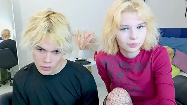 Bonnie_And_C1yde on StripChat 