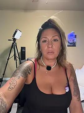 bossyroxy84 — Lovense fuck machine nakey 15 mins