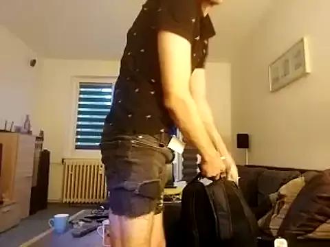 boysexy350 on StripChat