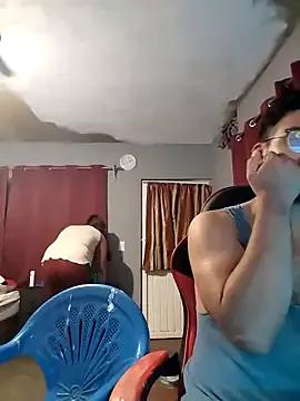 Carandrew on StripChat 