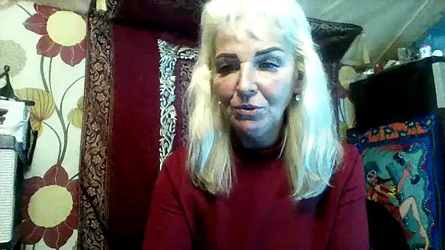 CassandraSandra44 on StripChat 