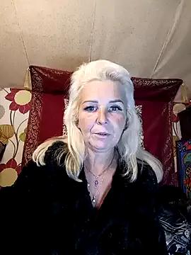 CassandraSandra44 on StripChat 