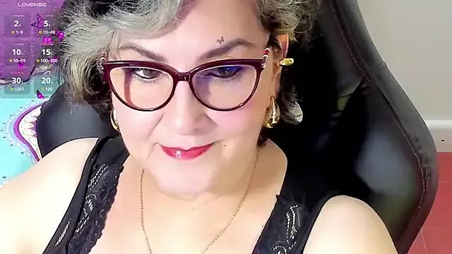 cataleya_mom on StripChat 