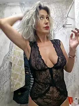 CelynaRoss — Squirt