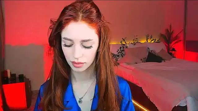 ChristinaConteeree — Freechat on StripChat