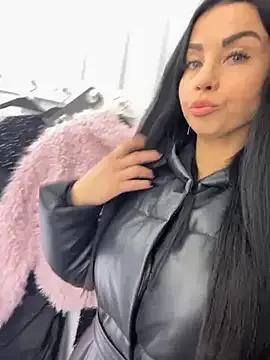 CrazzyChicks — SQUIRTLast tip-control 188s+it video