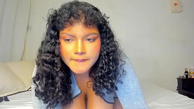 Dephne__ on StripChat