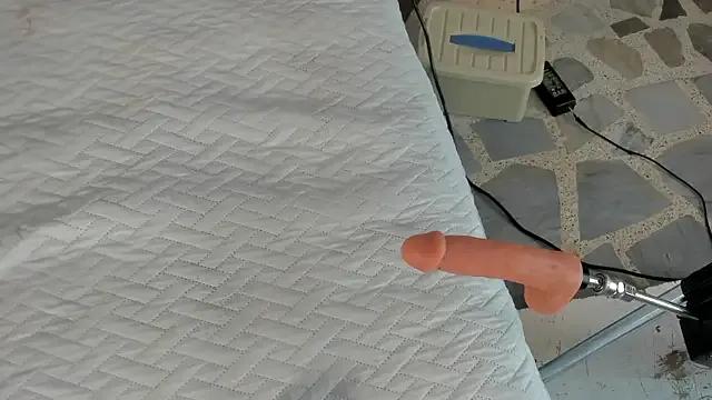 elena_mature on StripChat