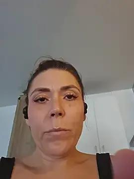 Ellie-L-Elizabeth on StripChat 