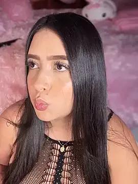 Emiily_Moore1 on StripChat 