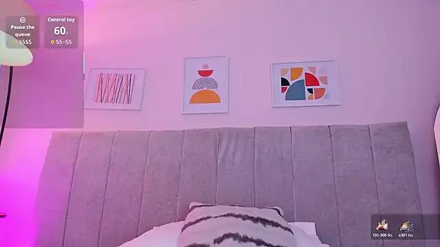 fatiima_ — Top off + slap tits x3