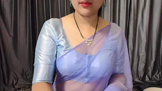 goldiwets on StripChat