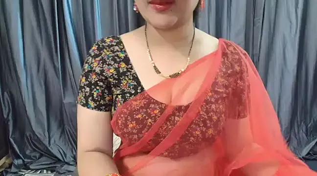 goldiwets on StripChat