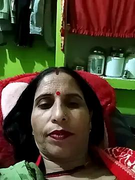 Hot_liya54 on StripChat