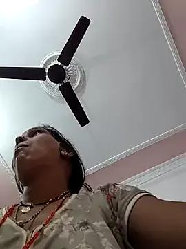 Hotty-Nidhi on StripChat 